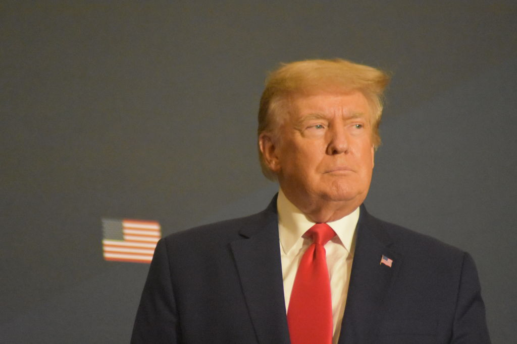 RNC warning to Trump: If you run for president, we stop paying your legal bills, says official - Vimarsana News