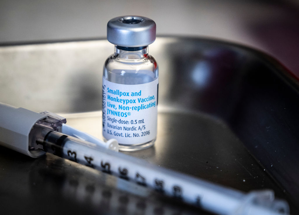 Some health officials struggling with new monkeypox vaccine injection method - Vimarsana News