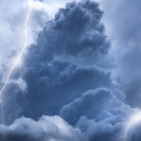 gettyrf_092622_lightningstrike