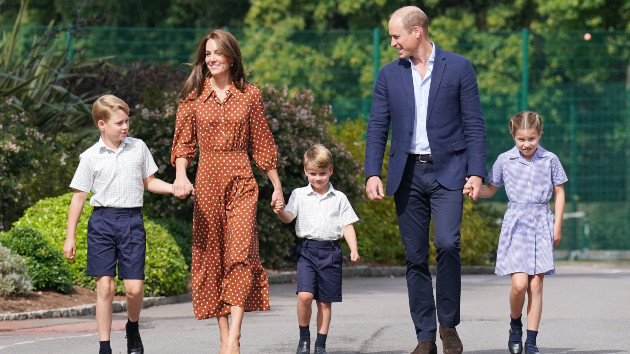 Prince George, Princess Charlotte and Prince Louis prepare for first day at Lambrook School - Vimarsana News
