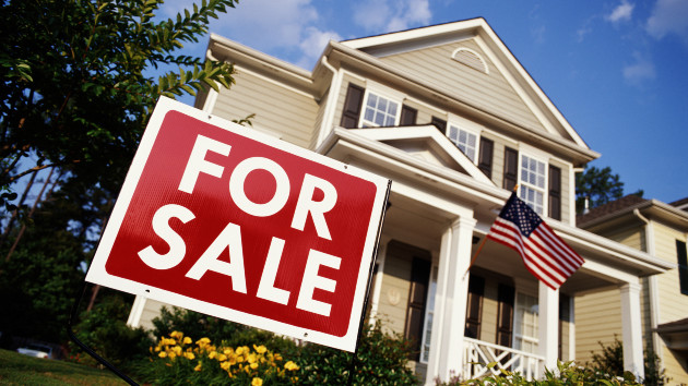How rapidly rising mortgage rates are squeezing prospective homebuyers - Vimarsana News