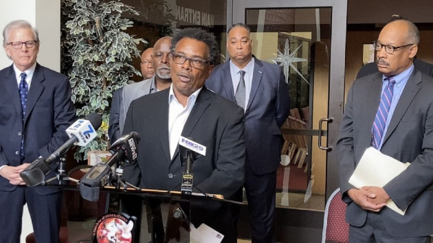 Families of Buffalo massacre victims call on governor to change law - Vimarsana News