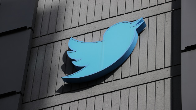 Ex-Twitter employee opens up about sudden layoff, harassment, fears for social media company - Vimarsana News