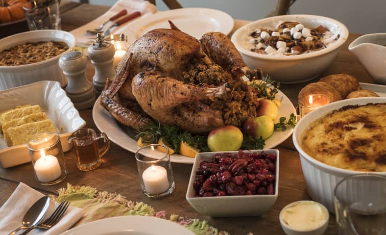 Uvalde families prepare Thanksgiving meals for neighbors as holiday marks 6 months since tragedy - Vimarsana News