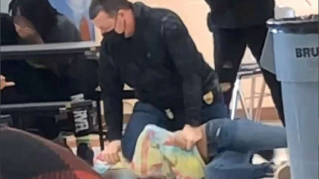 Family files lawsuit against Kenosha officer accused of kneeling on 12-year-old girl's neck | MyCentralOregon.com - Vimarsana News