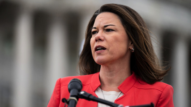 Suspect arrested in assault of Rep. Angie Craig in her DC apartment building elevator - Vimarsana News
