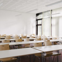 gettyimages_emptyclassroom_022323719256