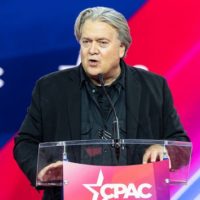 gettyimages_bannon_031423885291