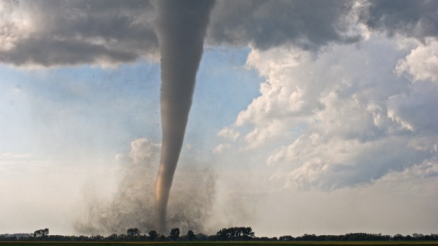 How to shelter during a tornado if you don't have a basement - Vimarsana News