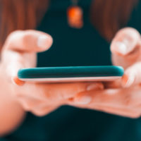 gettyrf_12722_usingsmartphone2028129847346