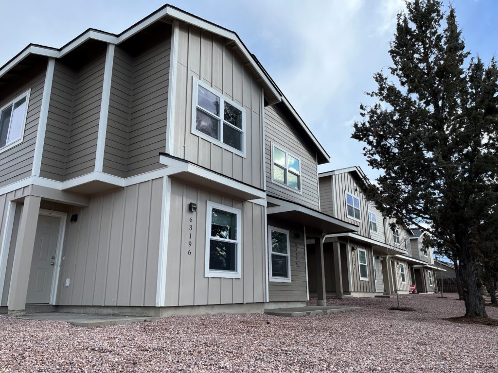 Habitat Celebrates Eight New Homes Horizon