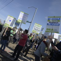 st_charles_nurses_info_picket_april_24_2023_press4