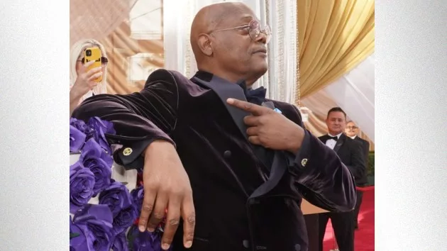 Samuel L. "It's an honor to be nominated" Jackson goes viral for resting Tony loss face | MyCentralOregon.com - Vimarsana News