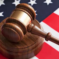 getty_5322_gavelusaflag567654447778