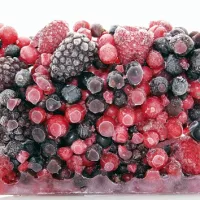 gettyimages_frozenfruit_062223653239