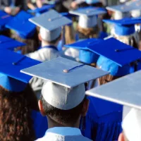 gettyrf_82622_capgowngrads617155