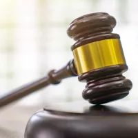 gettyrf_72622_courtgavel53430898