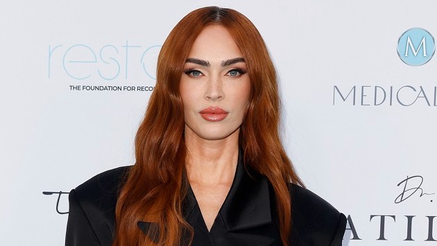 Redditors rip into "rich" Megan Fox after she asks followers to donate to GoFundMe for friend's sick dad | MyCentralOregon.com - Vimarsana News