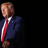 trump-iowa-01-gty-jt-230727_1690482634398_hpmain_16x9_160033280
