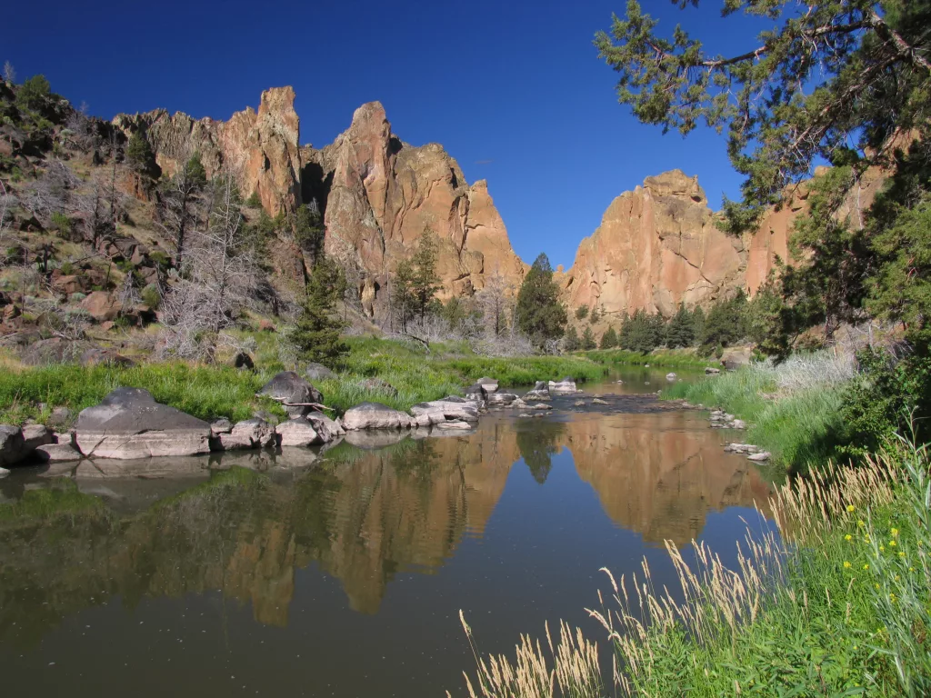 New Pedestrian Bridge Planned At Smith Rock - Vimarsana News