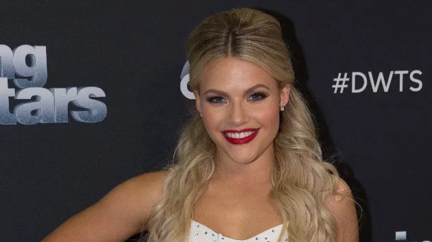 'Dancing with the Stars' pro Witney Carson will not return for season 32 - Vimarsana News