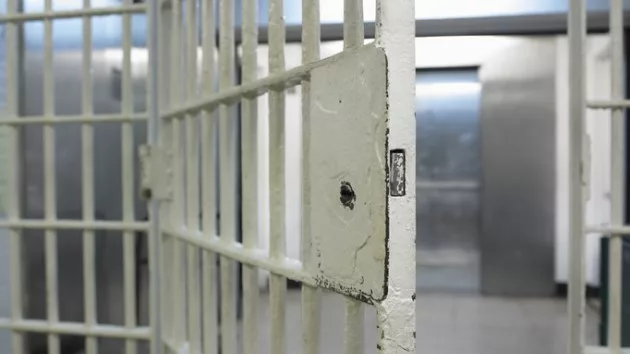 Convicted murderer Danelo Cavalcante spotted on residential surveillance camera after prison escape: DA - Vimarsana News