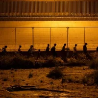 gettyimages_bordercrossing_092223141545