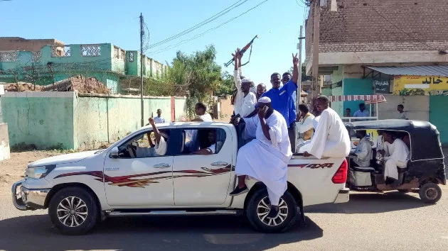 Sudan's RSF chief says he's open to cease-fire talks, as conflict grinds on | MyCentralOregon.com - Vimarsana News