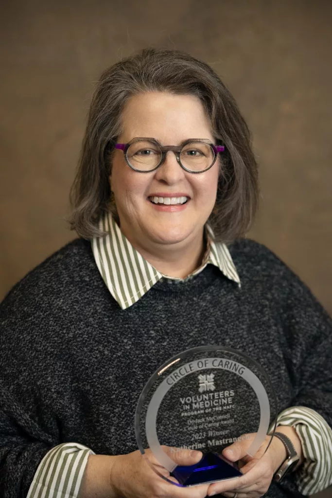 Volunteers In Medicine Director Receives National Award - Vimarsana News