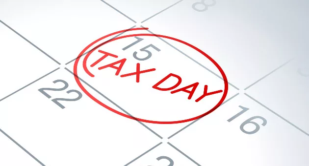 gettyrf_041224_taxday899495