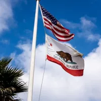 gettyimages_californiaflag_06182488617
