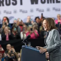 kamala-harris-7-gty-jm-240721_1721594047691_hpmain743814