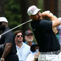 getty_travis_kelce_golfing_08282024818633