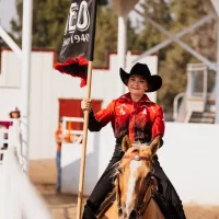 sisters_rodeo_queen1