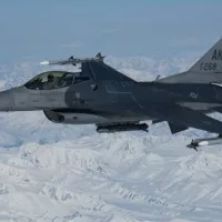 usaf_10124_f16alaska483010