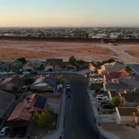 news_mexicoborder_111824803852