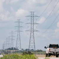 getty_austin_texas_electricity_12022024125372