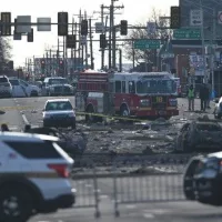 getty_2125_phillyplanecrash113930