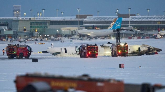 Delta plane crash latest: 'Extreme conditions' at Toronto airport in ...