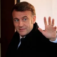 getty_macron_022425983804