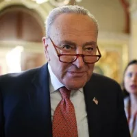 getty_chuckschumer_031725300143