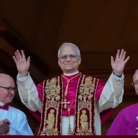 getty_5925_popeleo23796