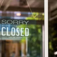 gettyrf_31924_closedbizsign717991