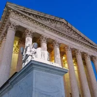 getty_supremecourtbuilding174032