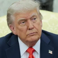 g_trump1_060525941161