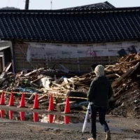getty_japaneseearthquake_070125365800
