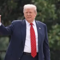 getty_donaldtrumpwave_080825328501