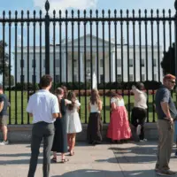 news_whitehousevisitors_82125577532
