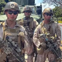 getty_fedtroopsinla_090225242202