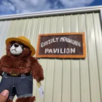 smokey-at-grizzly-mountain-pavilion